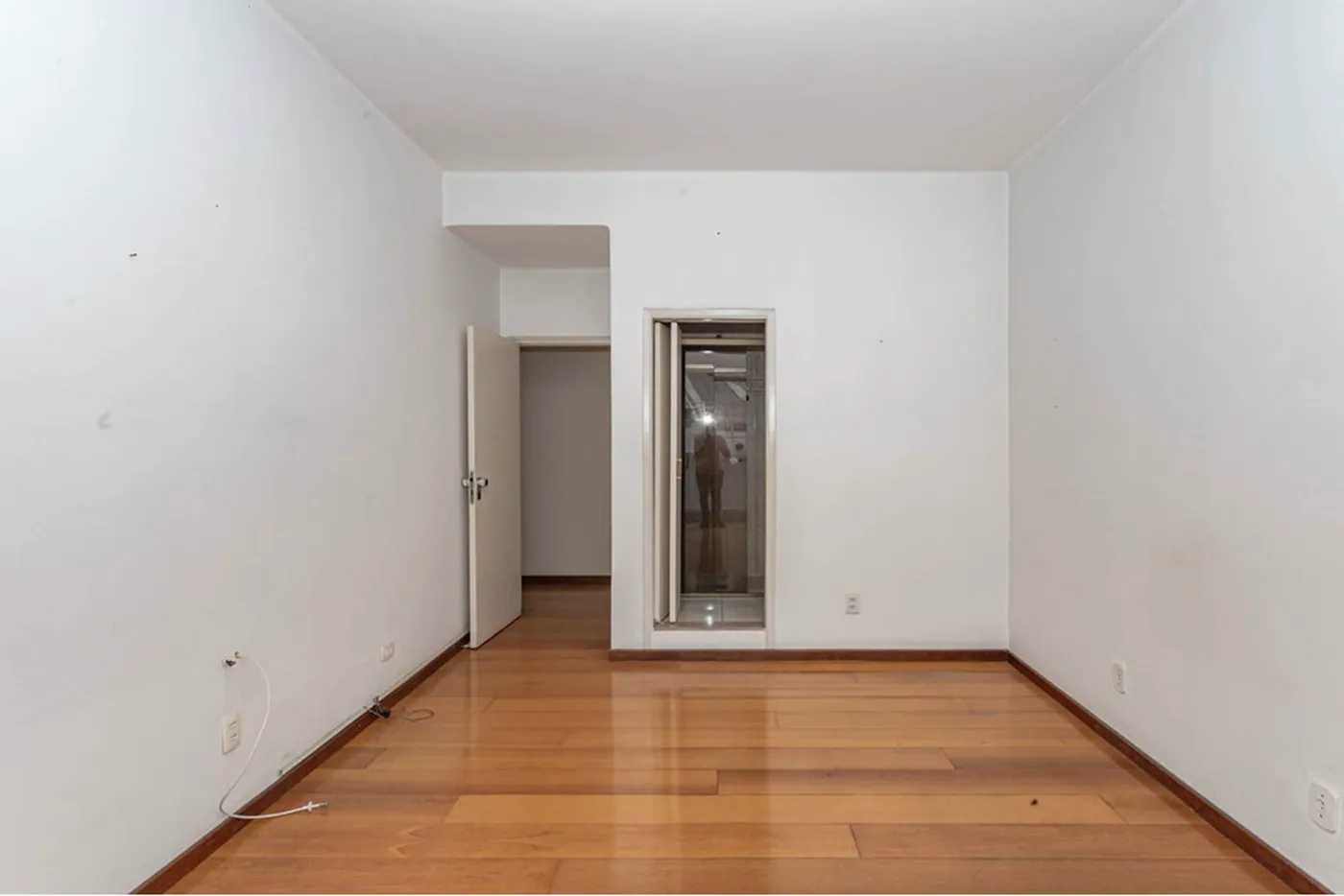 HBDI 564 Apto 601401020-55 - REMAX Paradisus Exclusividades