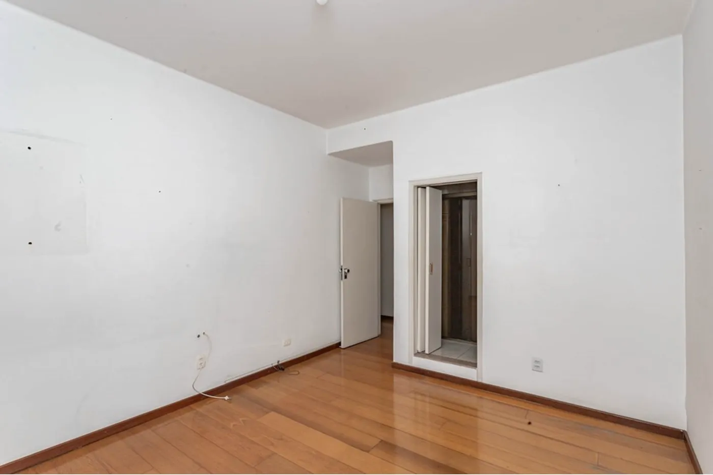 HBDI 564 Apto 601401020-55 - REMAX Paradisus Exclusividades