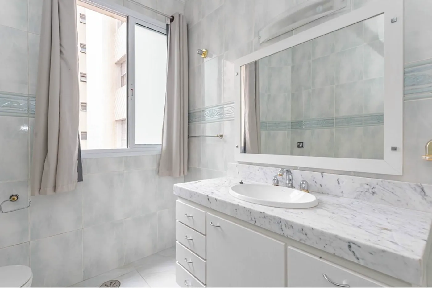 HBDI 564 Apto 601401020-55 - REMAX Paradisus Exclusividades
