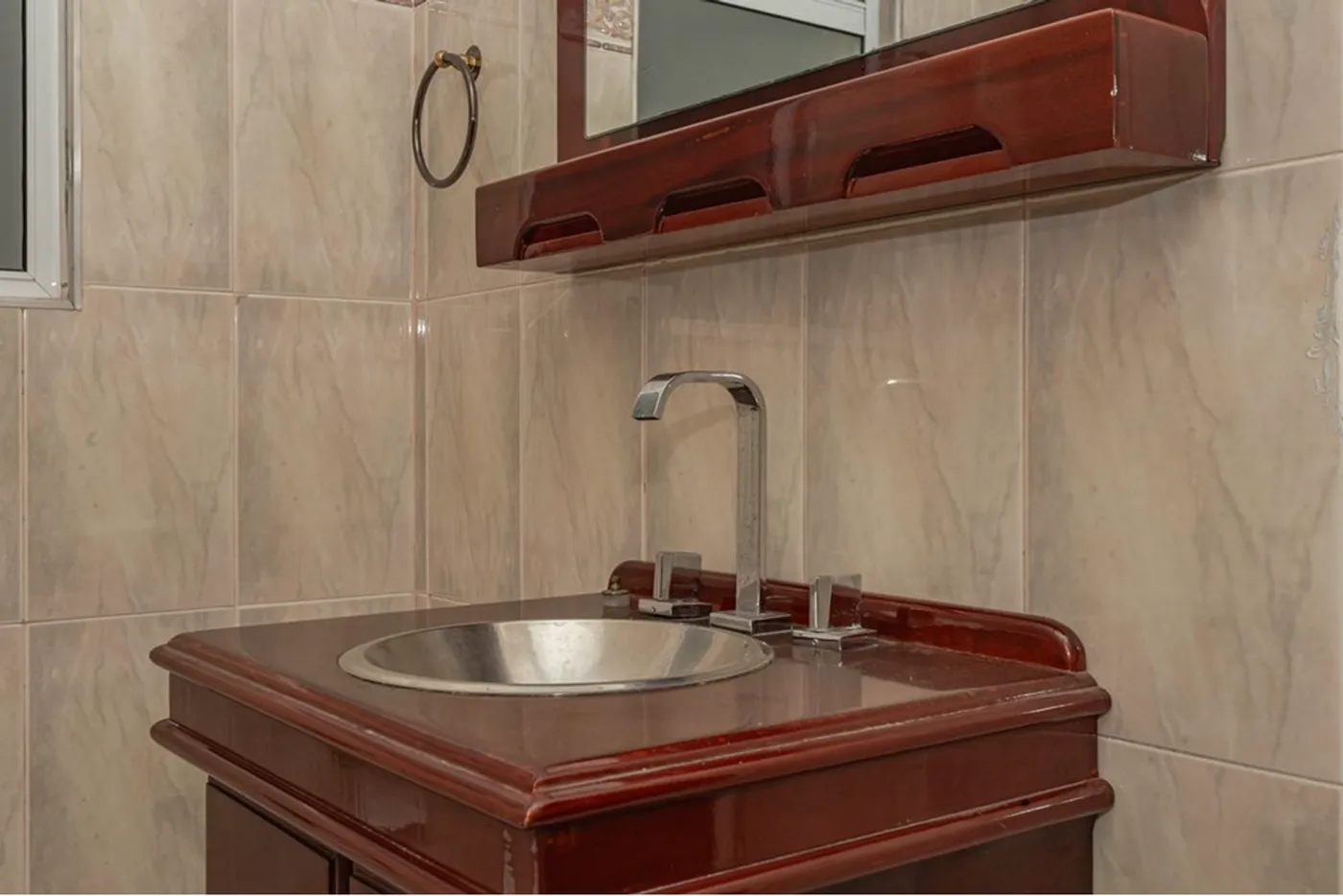 HBDI 564 Apto 601401020-55 - REMAX Paradisus Exclusividades