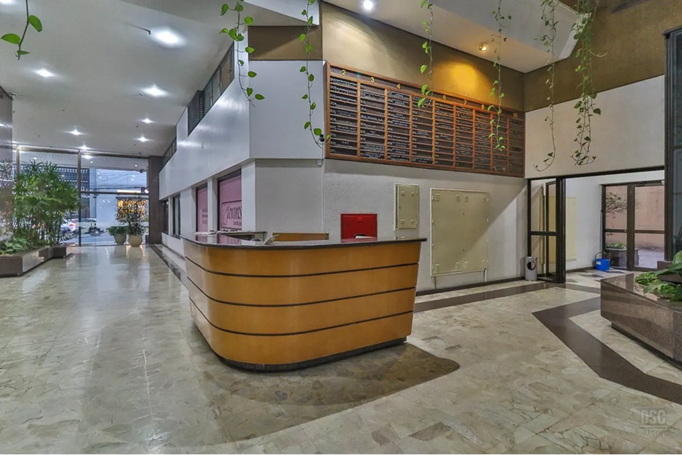 A2DO 1681 Sala 610371016-34 - REMAX Rocket Exclusividades