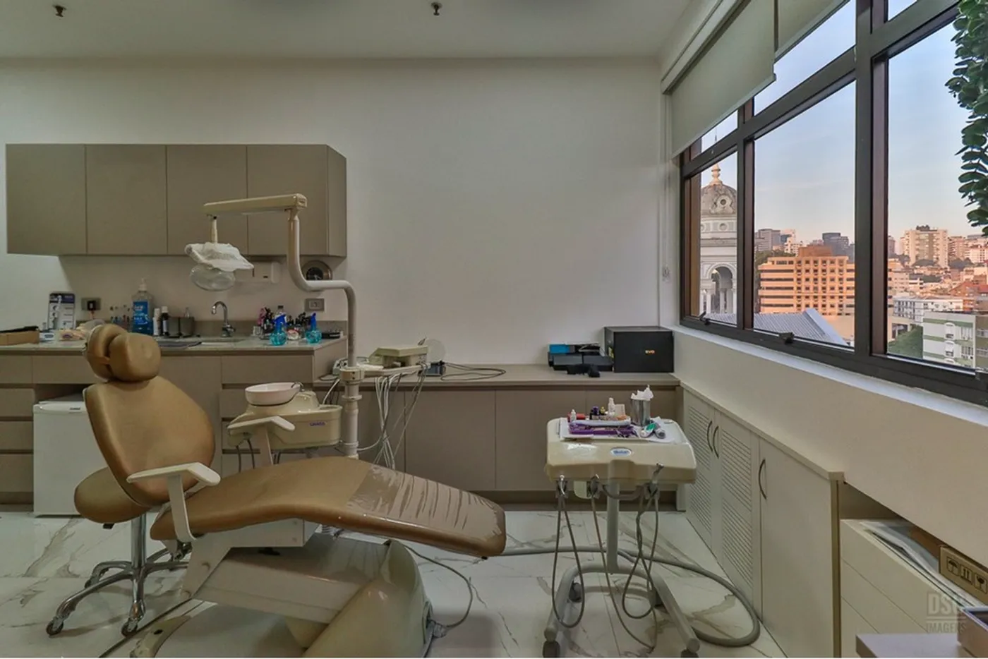 A2DO 1681 Sala 610371016-34 - REMAX Rocket Exclusividades