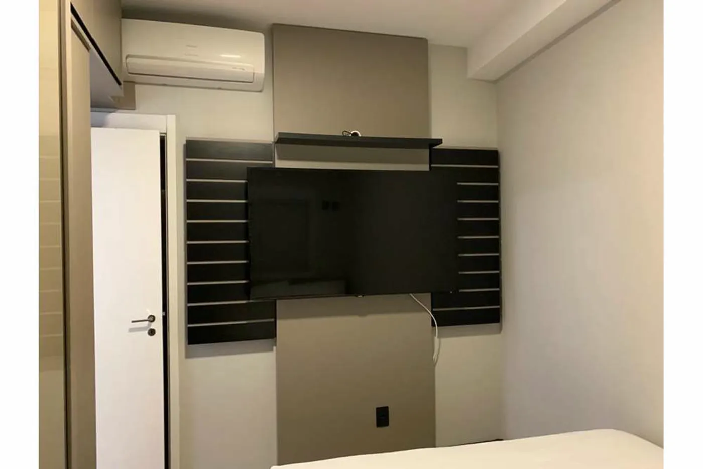 PPL 215 Apto 601261073-31 - REMAX Terra Exclusividades