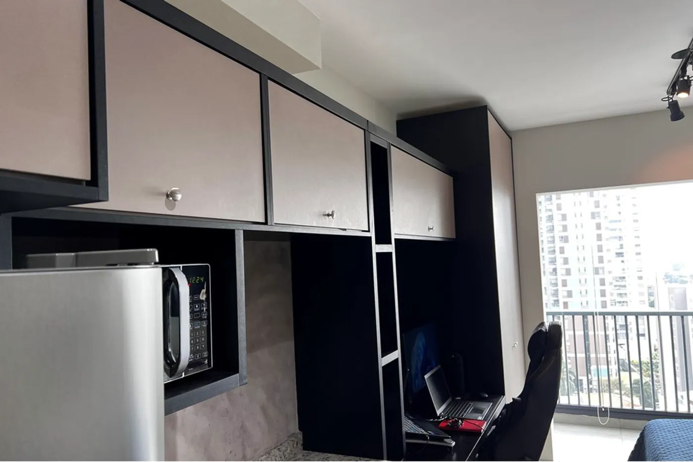 BDS 21 Apto 601361051-33 - REMAX Trio Exclusividades