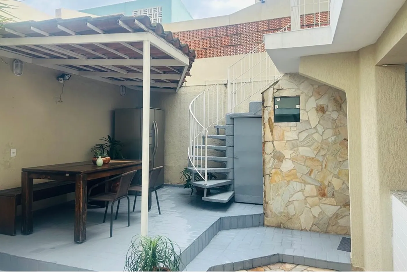 BAA 13 Casa 601361053-31 - REMAX Trio Exclusividades