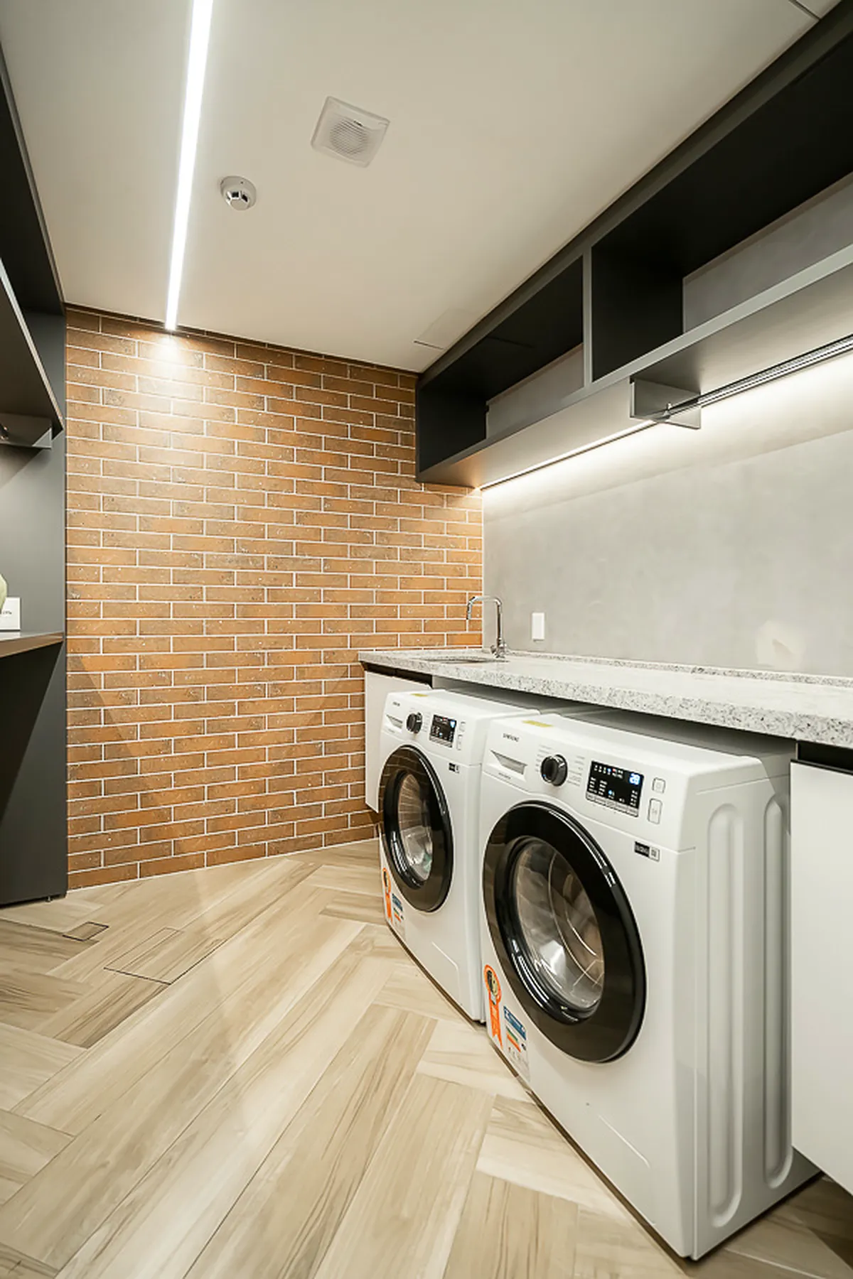Tribeca Residences - Tomasetto