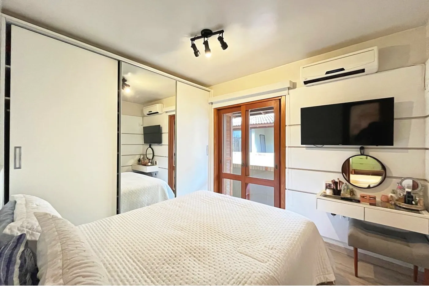 GG 126 Casa 610191048-35 - REMAX Casa Sul Exclusividades