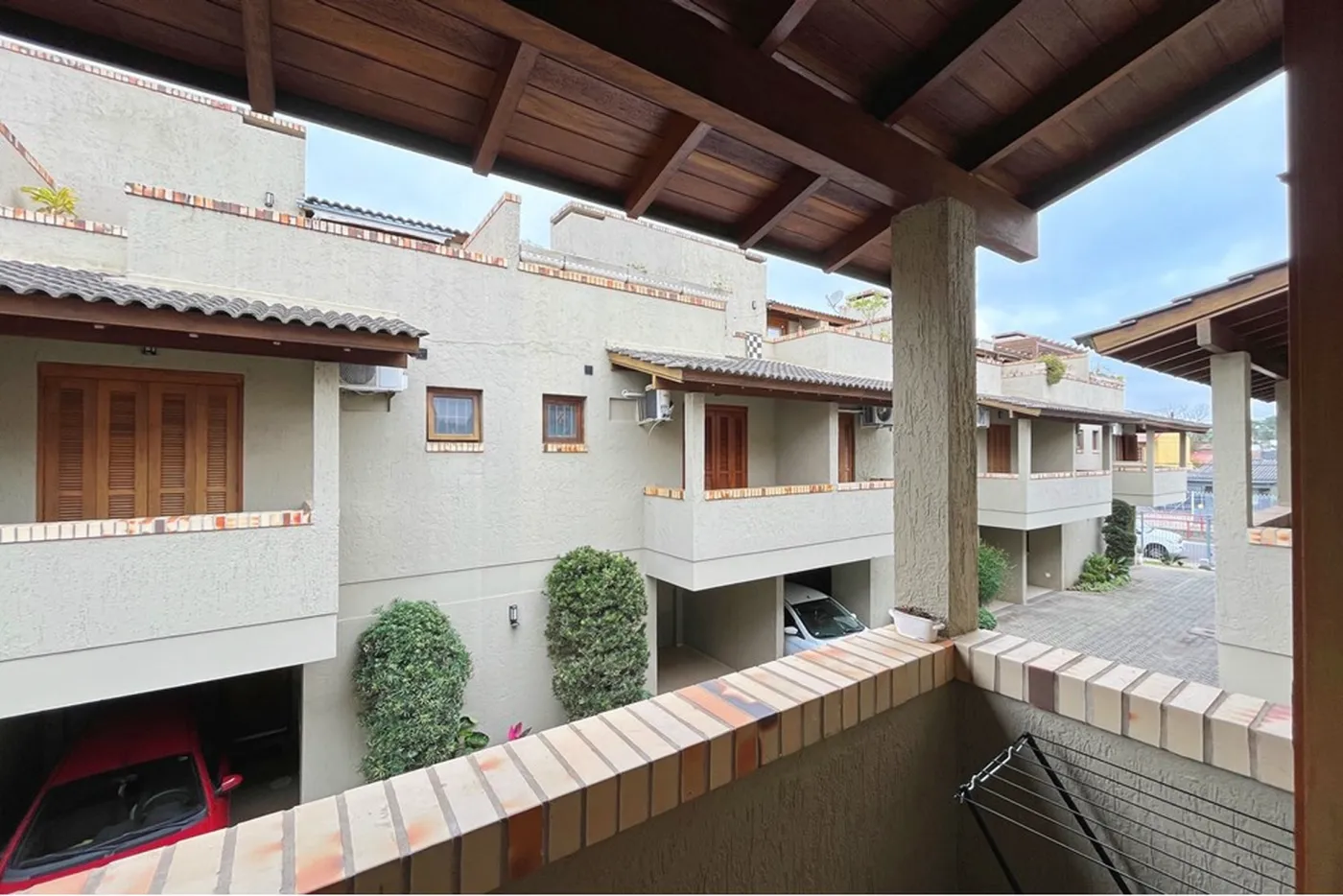 GG 126 Casa 610191048-35 - REMAX Casa Sul Exclusividades
