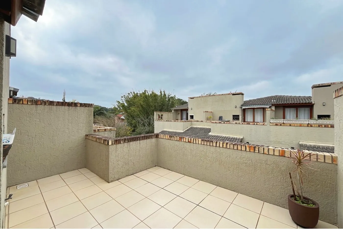 GG 126 Casa 610191048-35 - REMAX Casa Sul Exclusividades