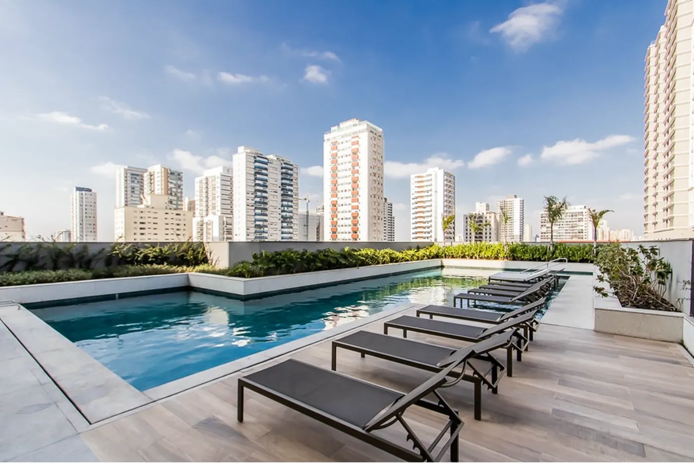 ISS 596 Apto 601401007-58 - REMAX Paradisus Exclusividades