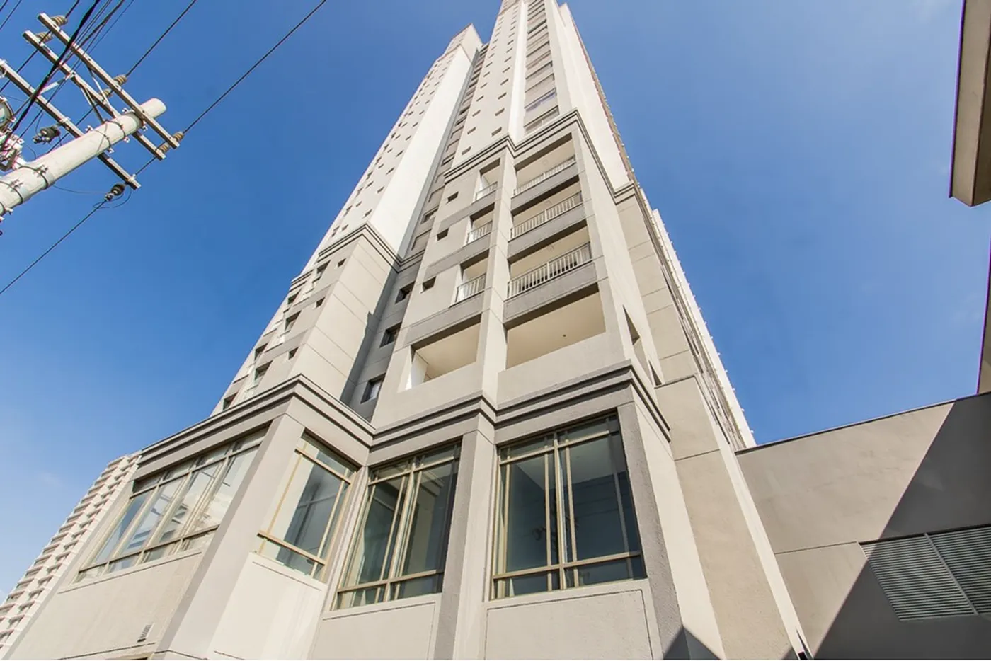 ISS 596 Apto 601401007-58 - REMAX Paradisus Exclusividades