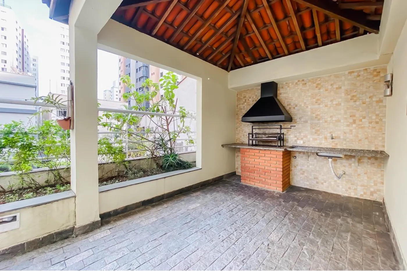 PIB 103 Apto 602031025-5 - REMAX Classique Exclusividades