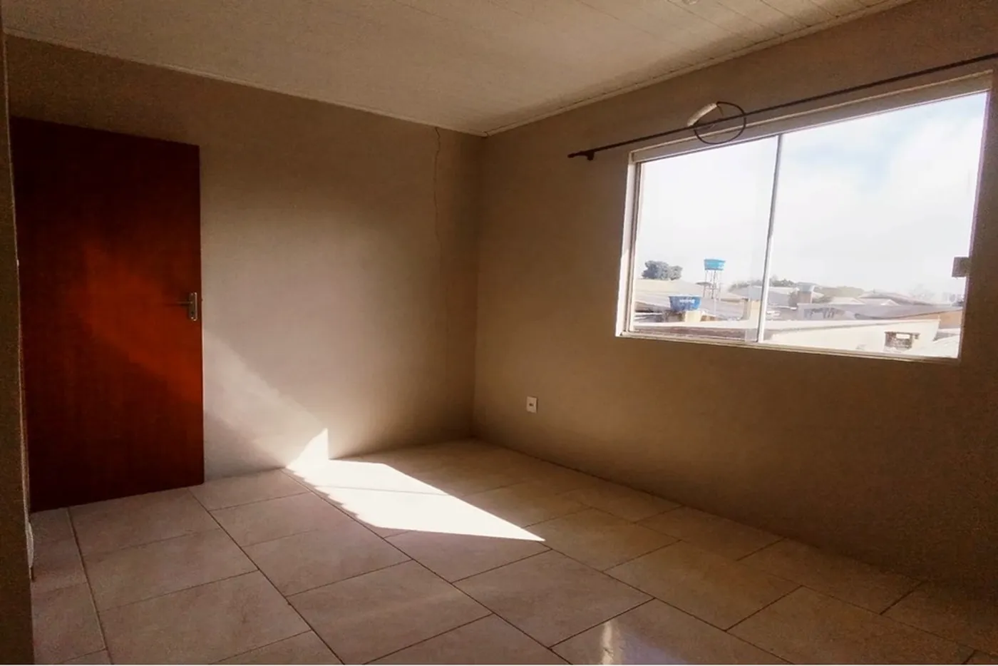 VAZ 133 612531059-53 - Remax MC3 Exclusividades