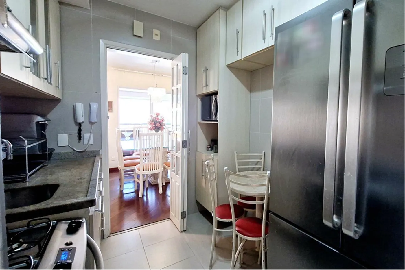 BB 66 Apto 601361052-84 - REMAX Trio Exclusividades