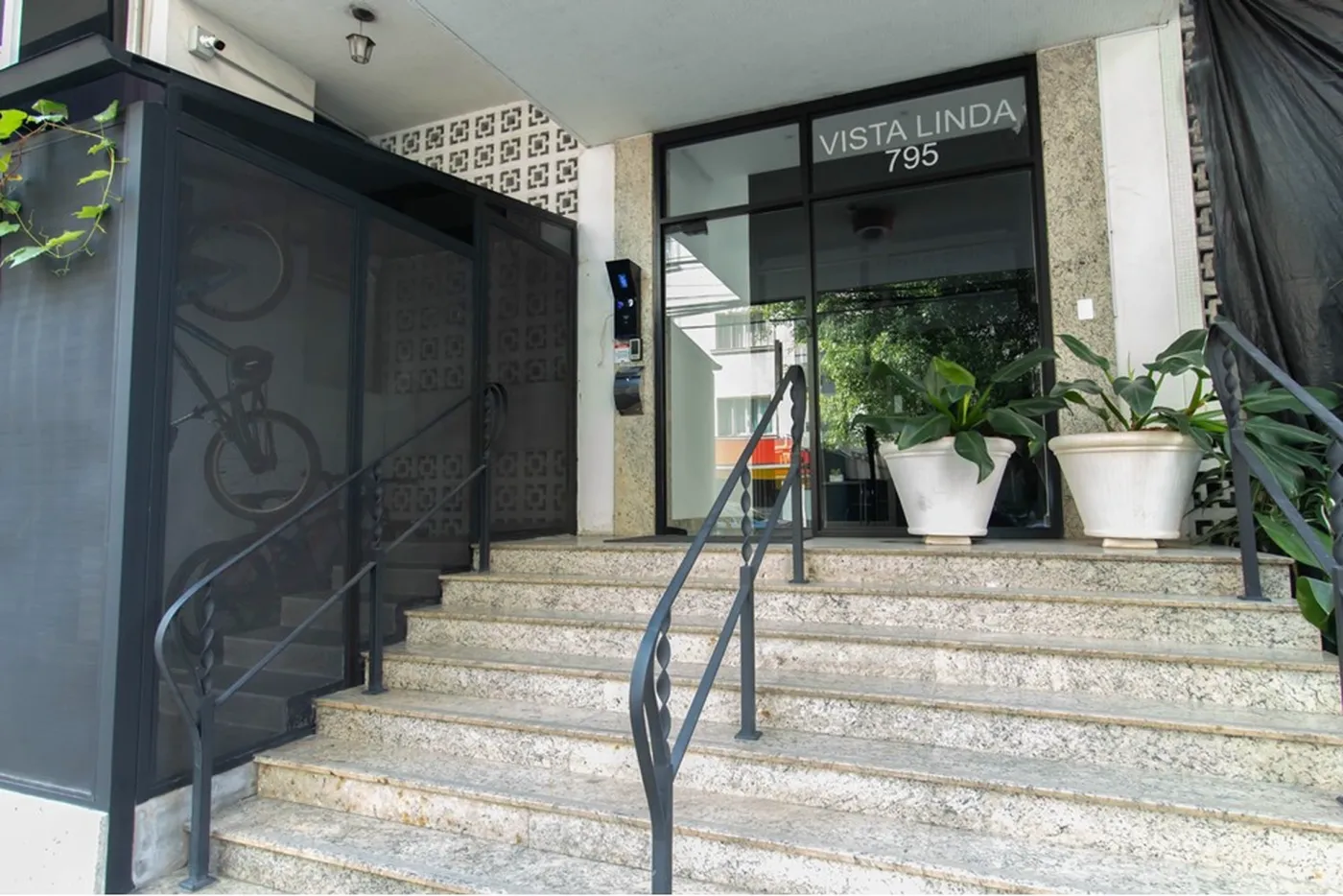PCOP 795 Apto 601971018-1238 - REMAX Empire Exclusividades