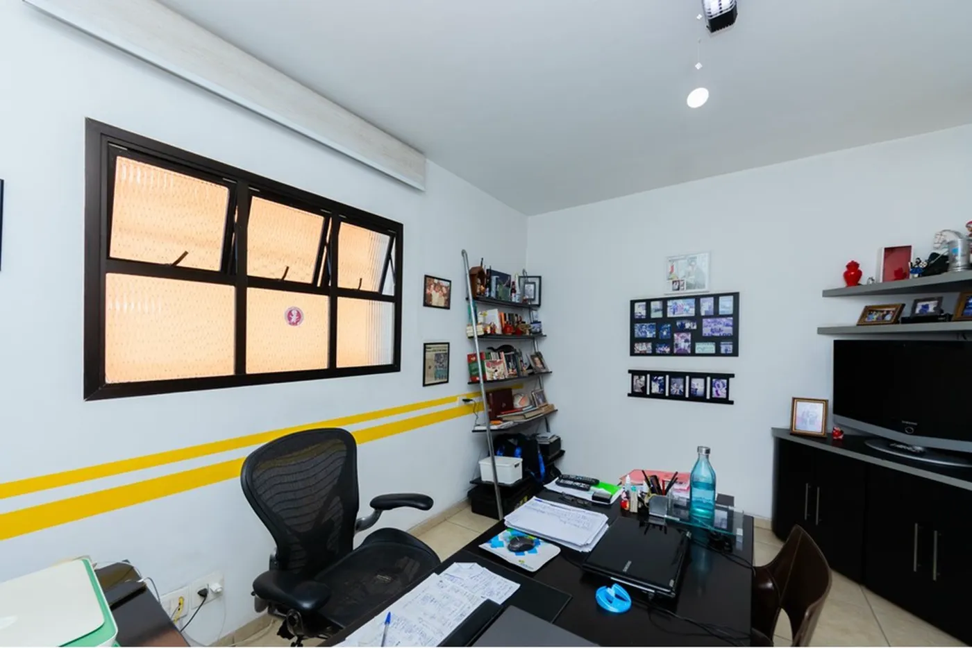 CBP 186 Apto 601721006-94 - REMAX Front Exclusividades