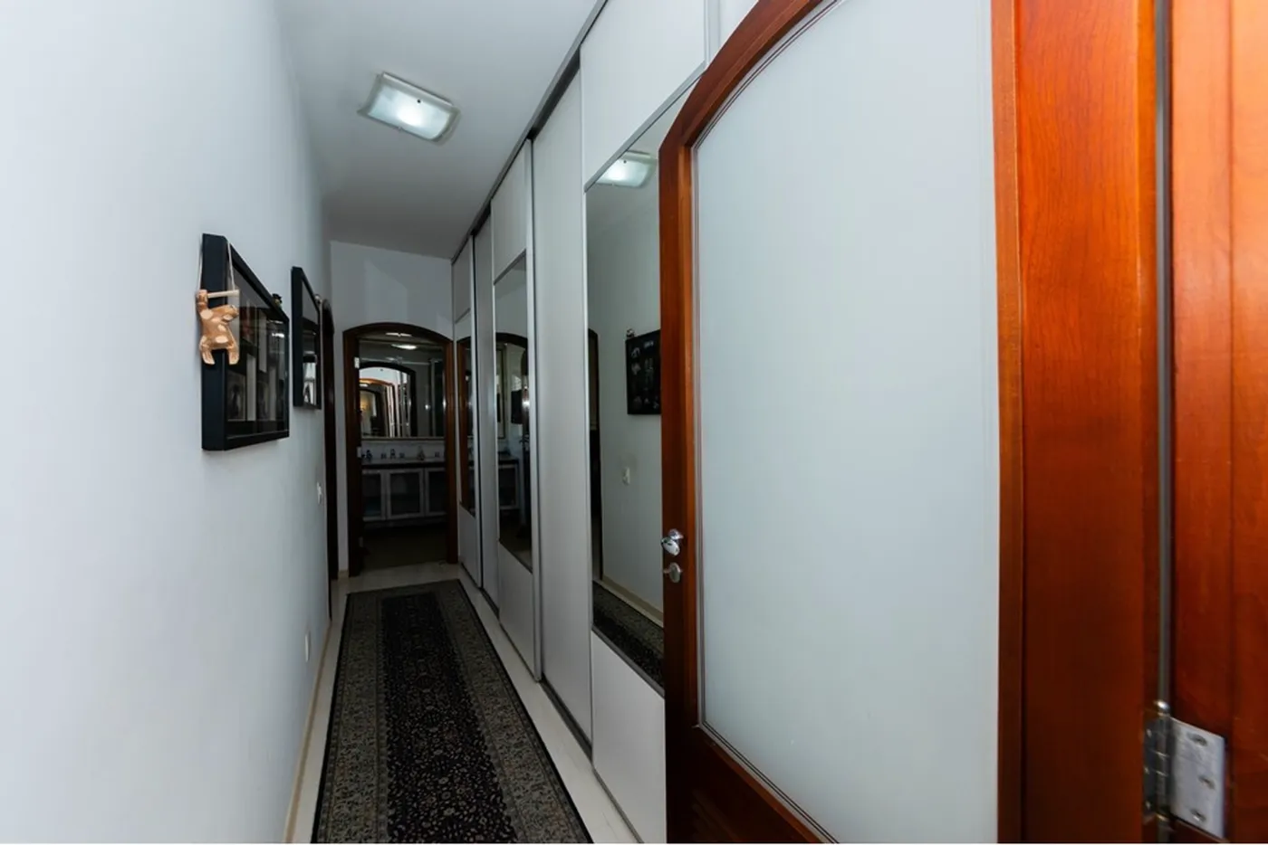 CBP 186 Apto 601721006-94 - REMAX Front Exclusividades