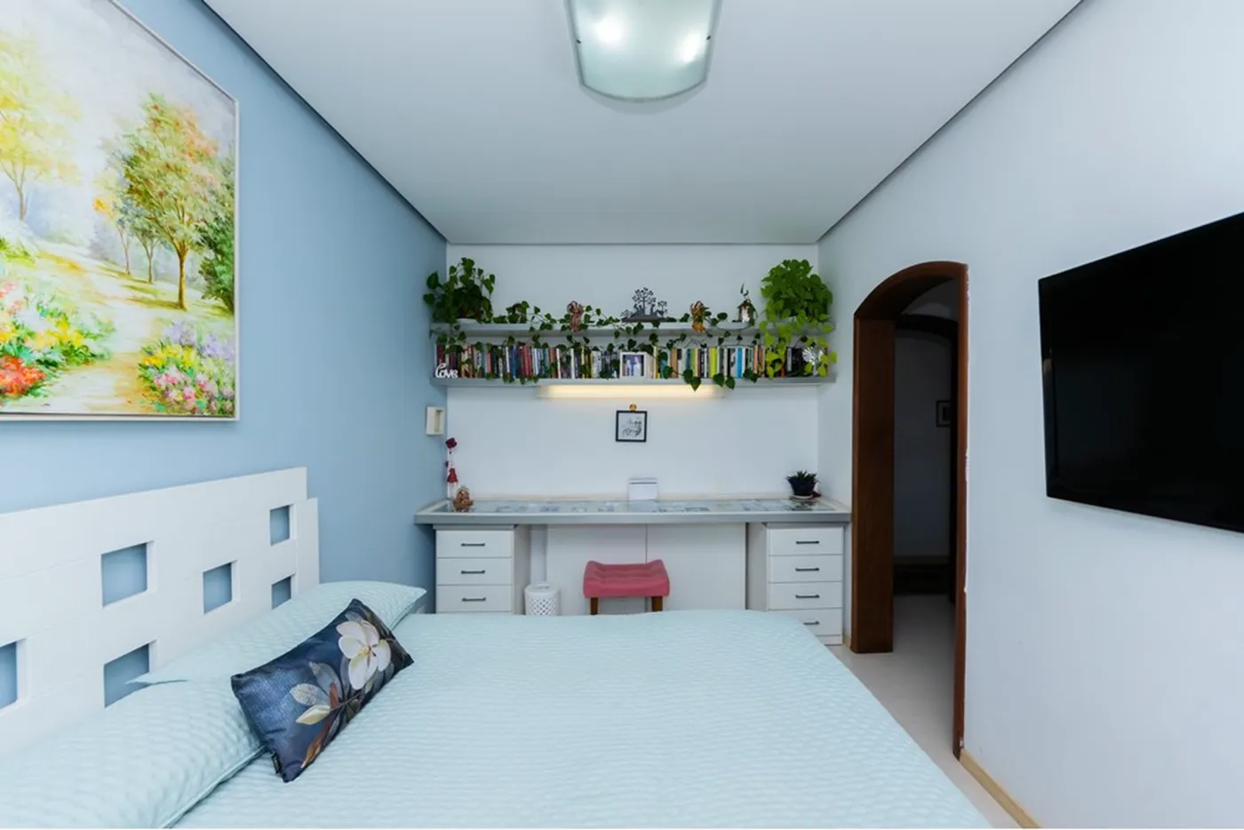 CBP 186 Apto 601721006-94 - REMAX Front Exclusividades