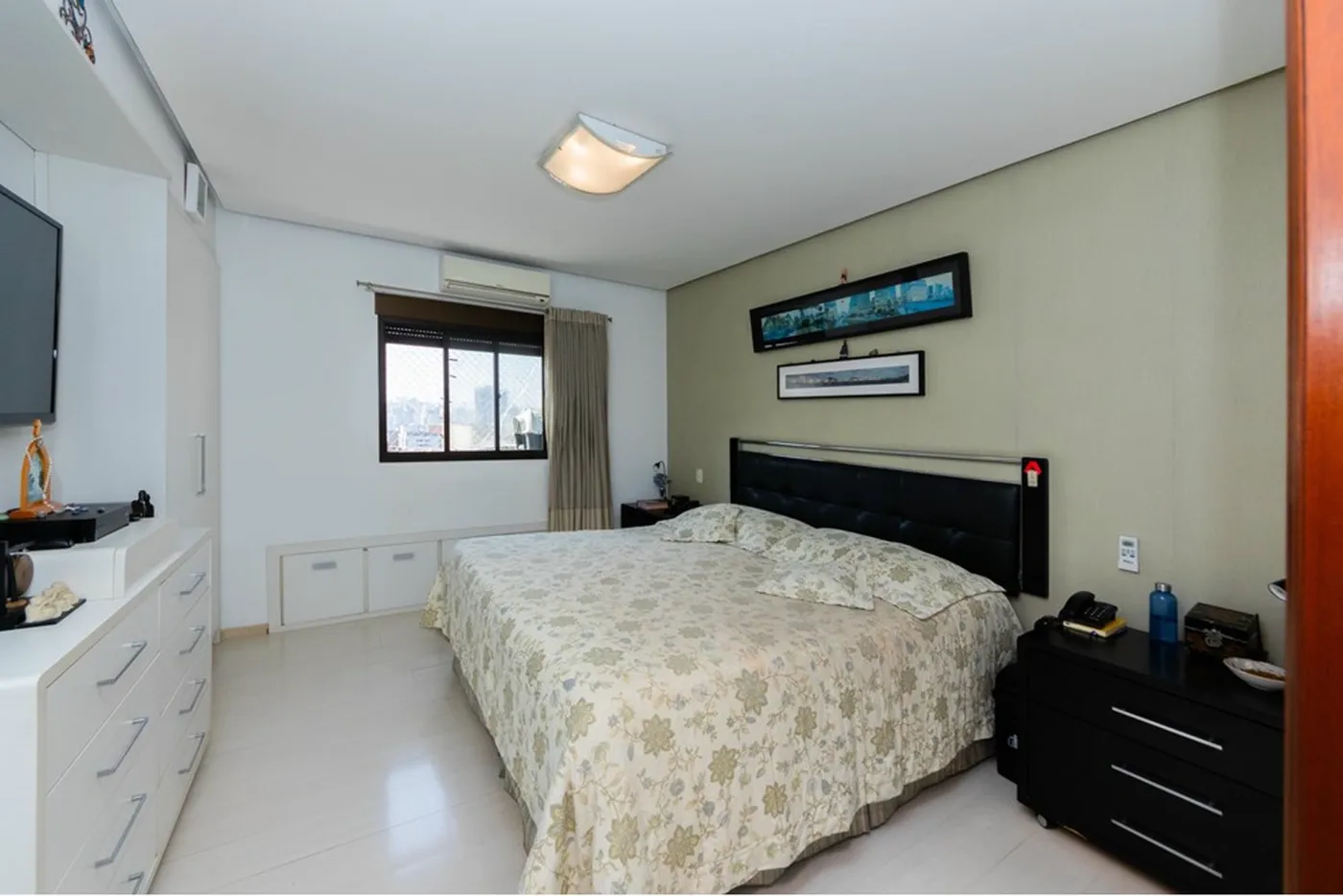 CBP 186 Apto 601721006-94 - REMAX Front Exclusividades