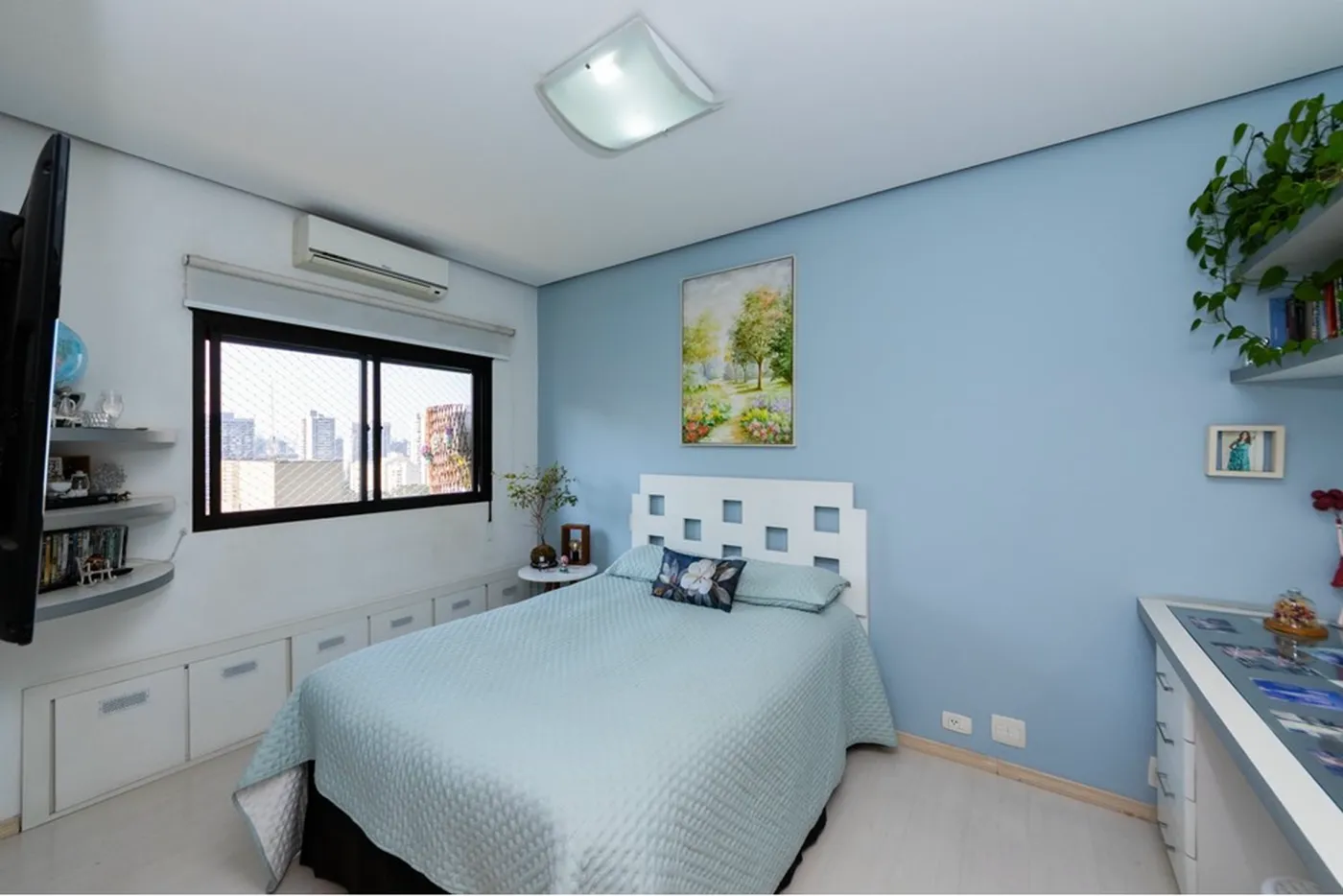 CBP 186 Apto 601721006-94 - REMAX Front Exclusividades