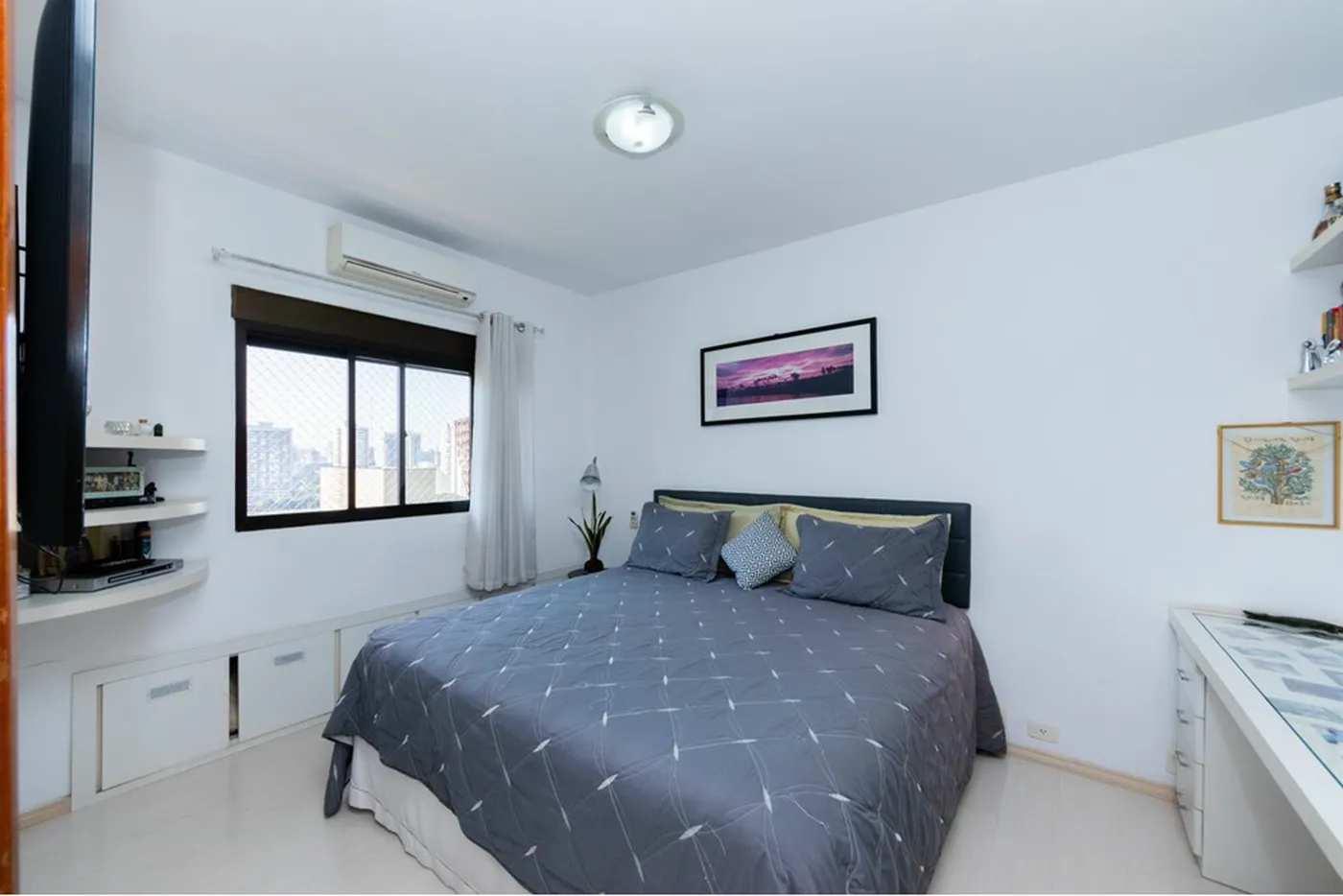 CBP 186 Apto 601721006-94 - REMAX Front Exclusividades