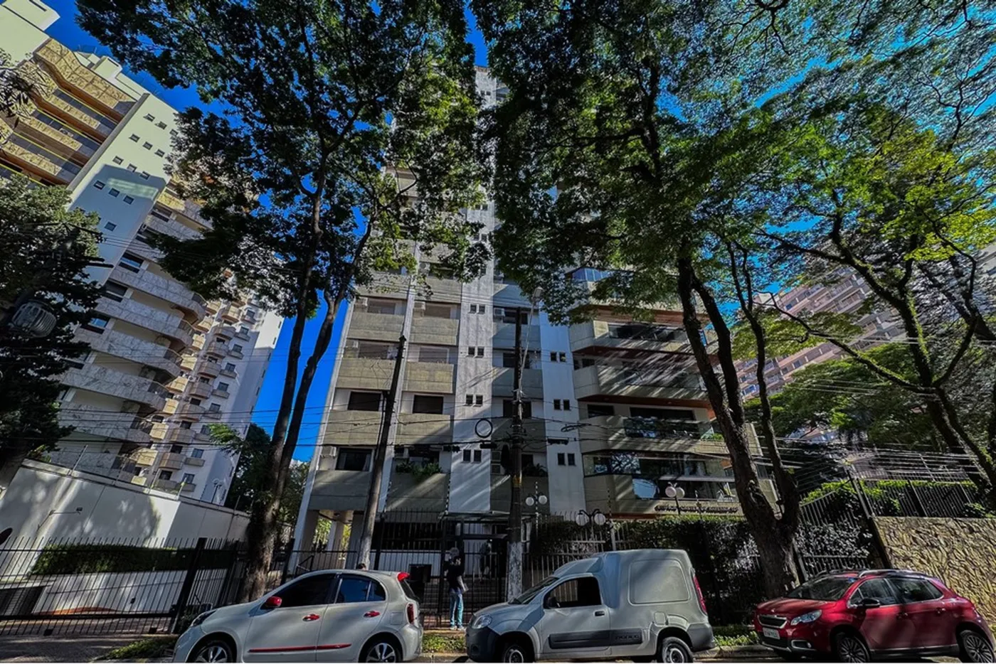 CBP 186 Apto 601721006-94 - REMAX Front Exclusividades