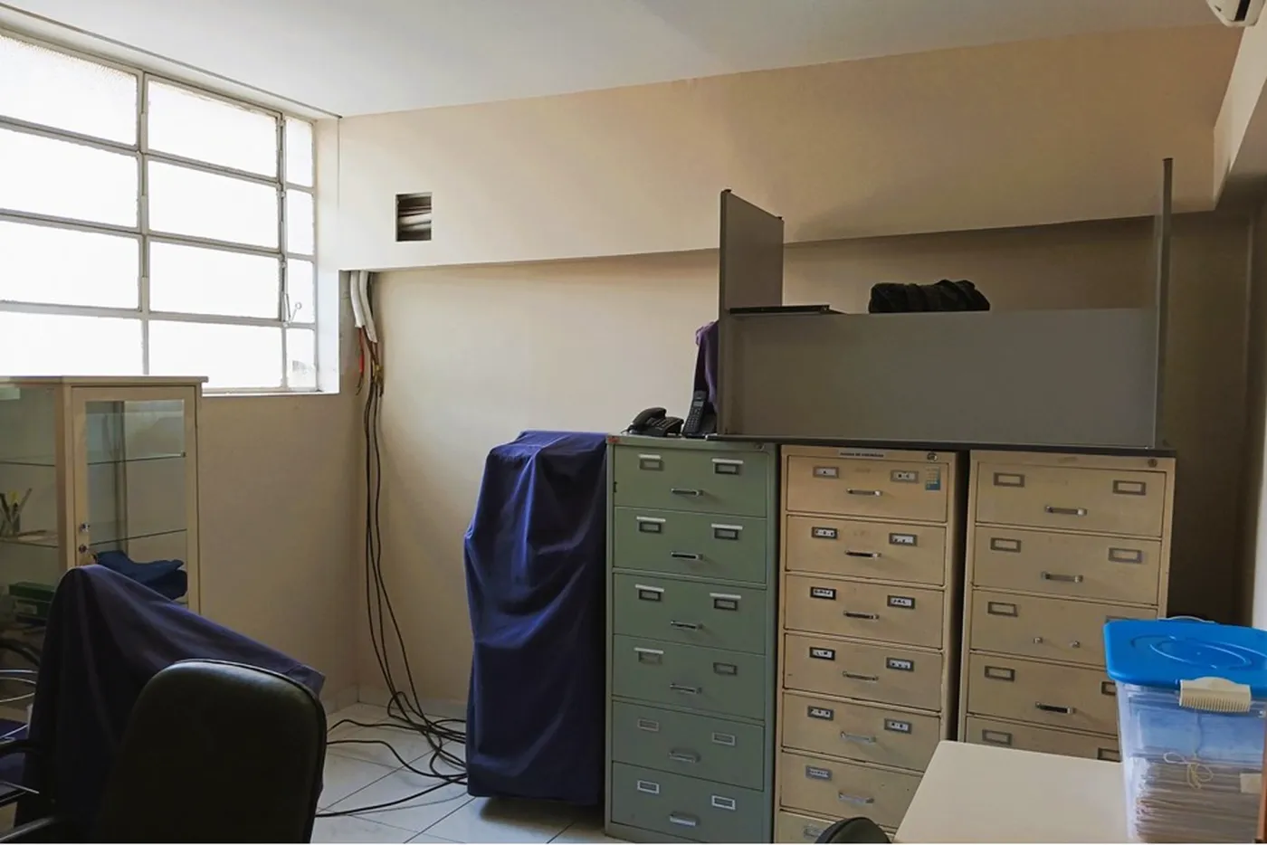 POC 124 Sala 601081093-5 - REMAX Lepex Exclusividades