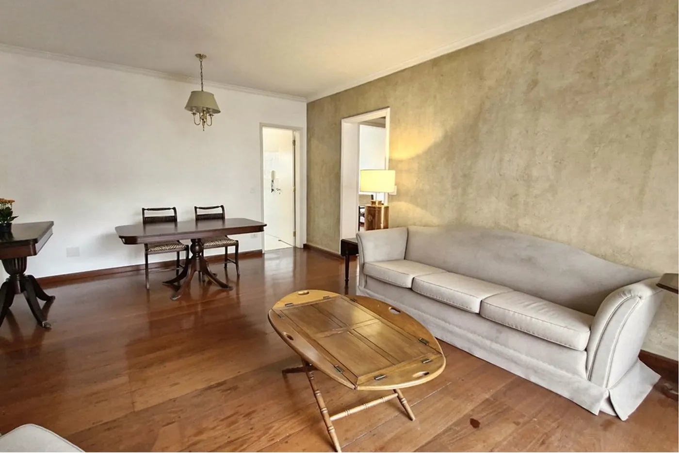 MCSC 321 Apto 601361044-52 - REMAX Trio Exclusividades