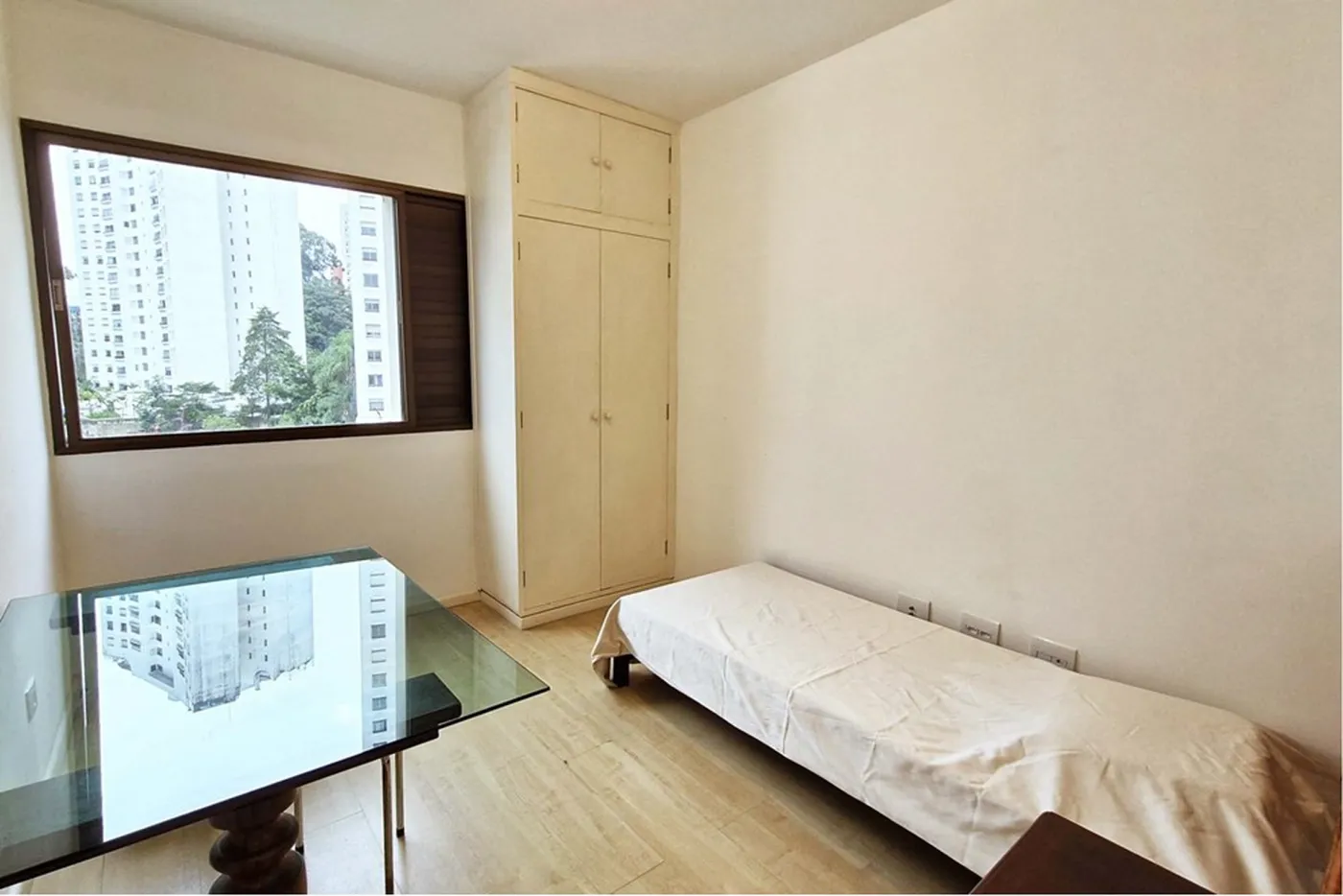 MCSC 321 Apto 601361044-52 - REMAX Trio Exclusividades