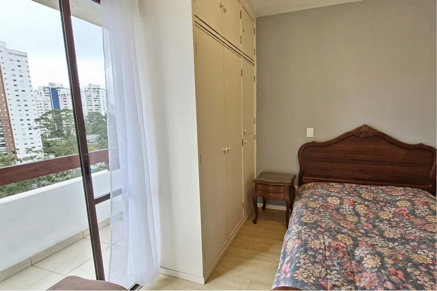 MCSC 321 Apto 601361044-52 - REMAX Trio Exclusividades