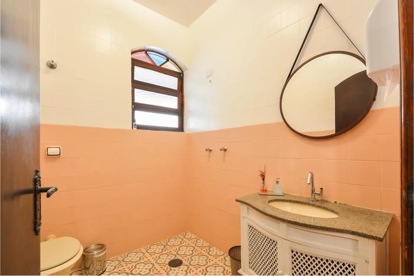 IAG 2198 Casa 601131017-47 - REMAX Ares Exclusividades