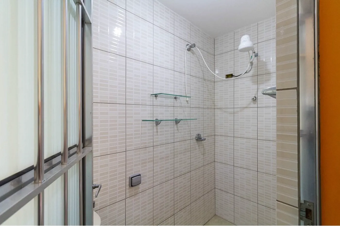 CFAP 160 601371095-21 - REMAX Boutique Exclusividades