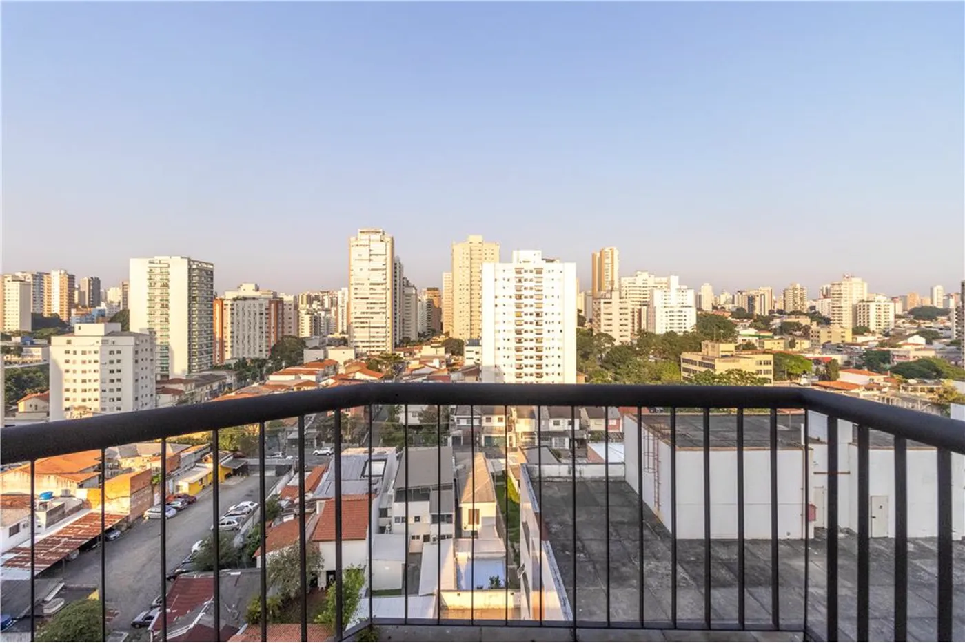 VCDAA 1300 Apto 601721013-153 - REMAX Front Exclusividades