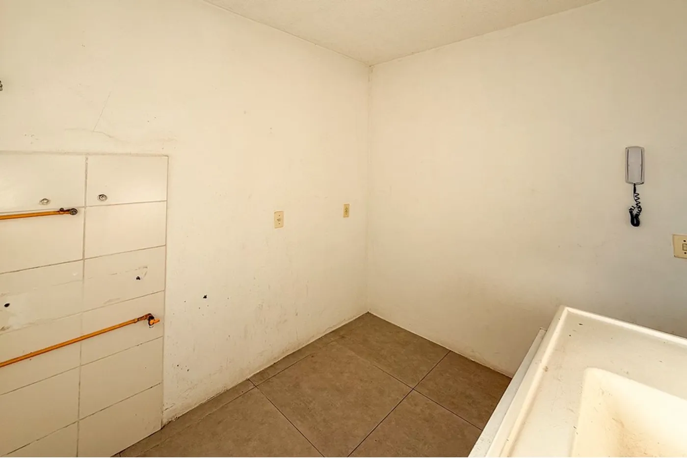 SJG 300 Apto 612651026-28 - REMAX Pillares Exclusividades