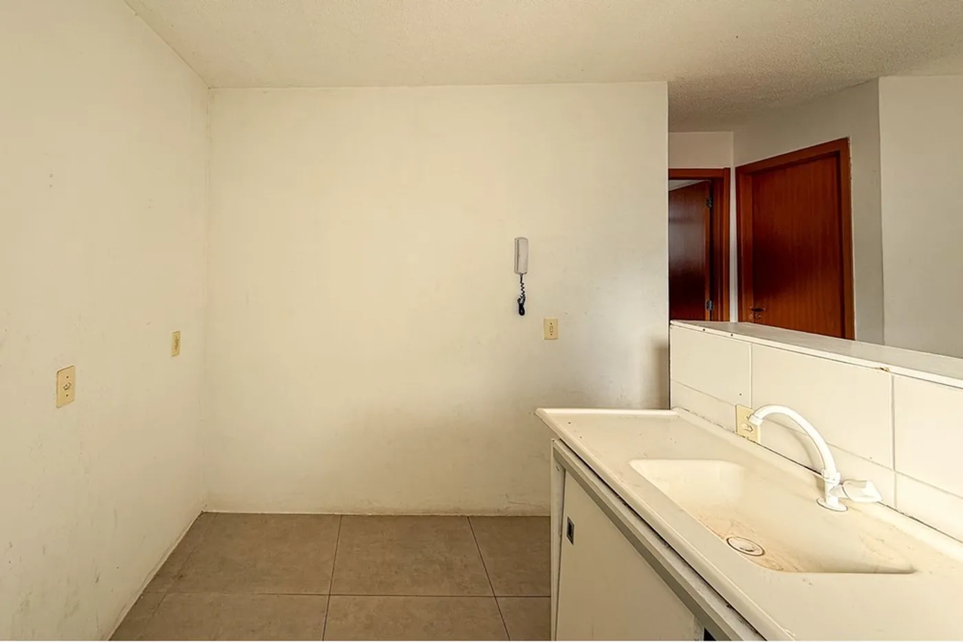 SJG 300 Apto 612651026-28 - REMAX Pillares Exclusividades