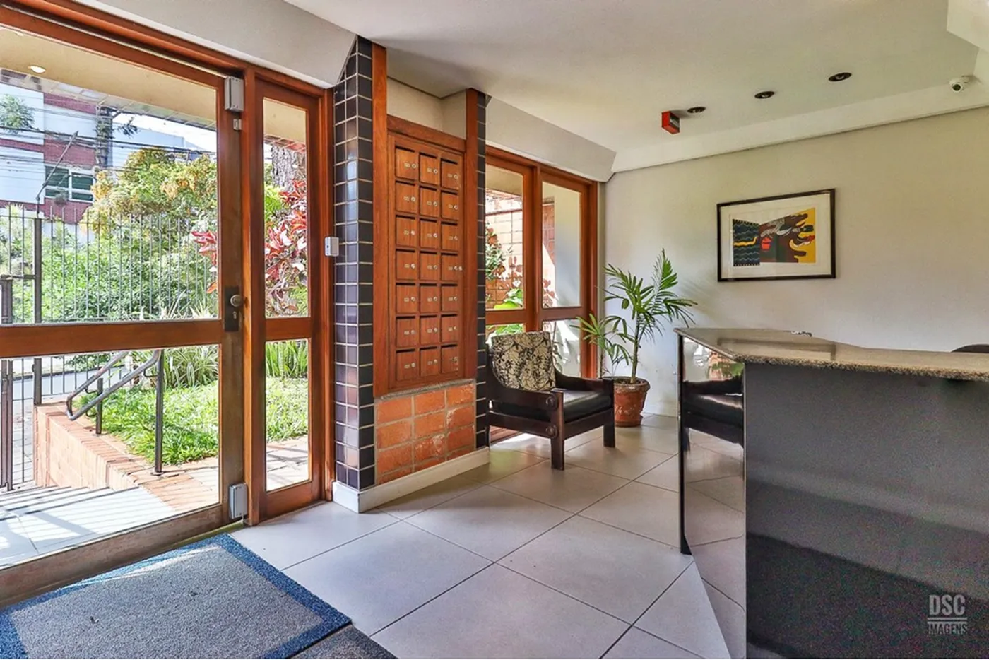 PI 72 Sala 610101031-2 - REMAX Tri Exclusividades