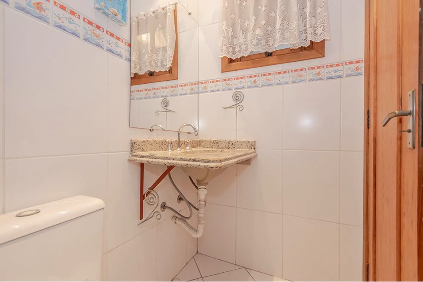 JIEB 141 612521044-60 - REMAX Place Exclusividades