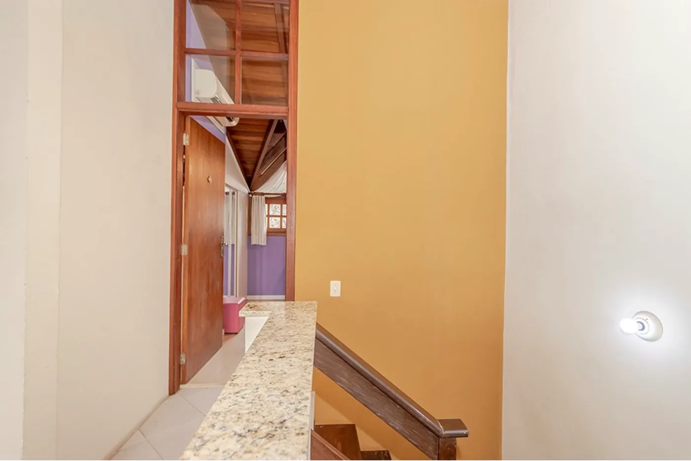 JIEB 141 612521044-60 - REMAX Place Exclusividades