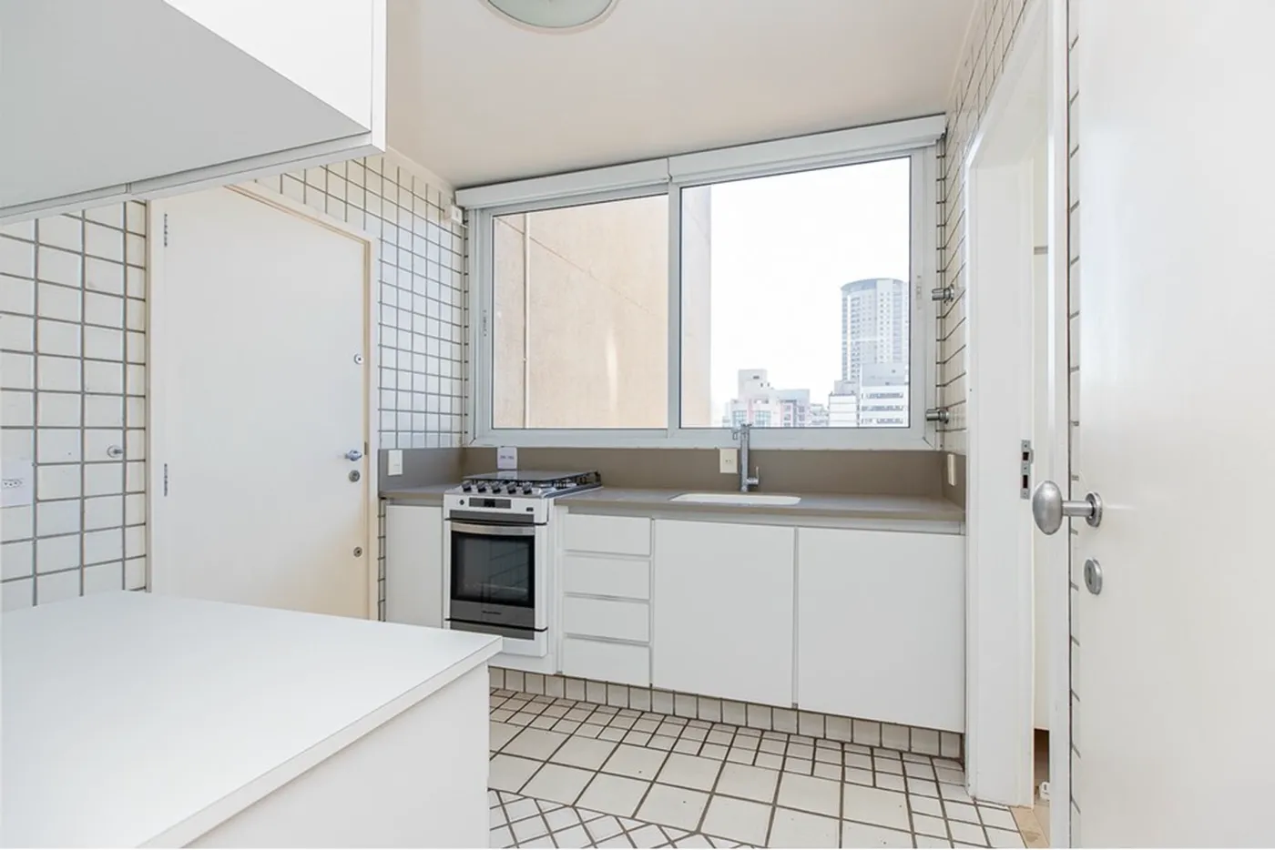 IBMG 475 Apto 601241038-60 - REMAX Ville Exclusividades
