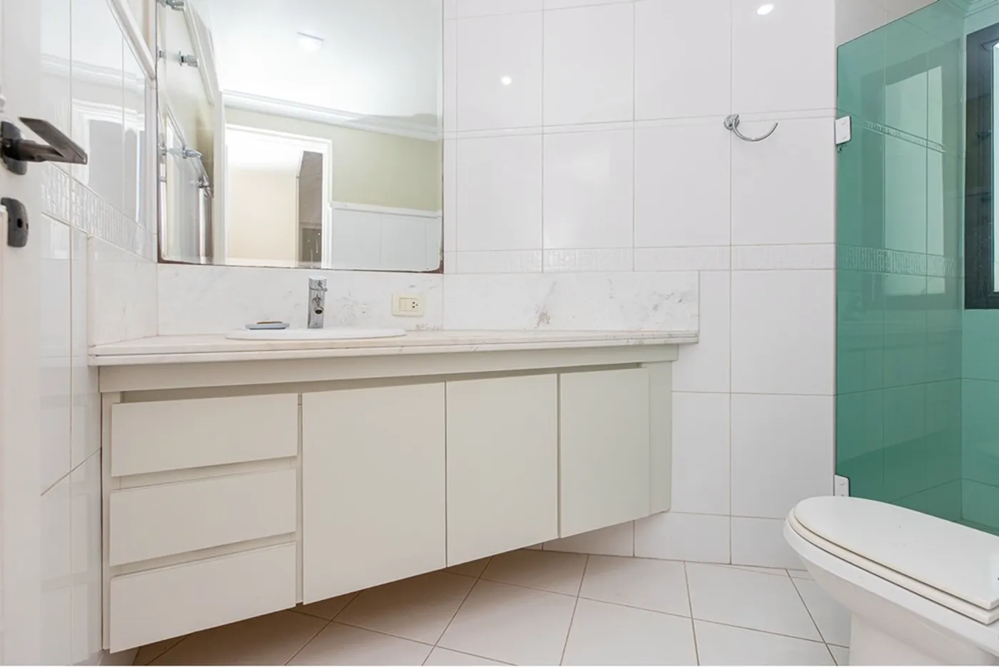 MM 49 Apto 601241044-38 - REMAX Ville Exclusividades