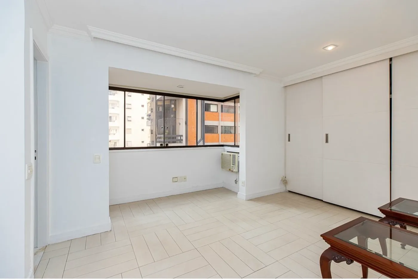 MM 49 Apto 601241044-38 - REMAX Ville Exclusividades