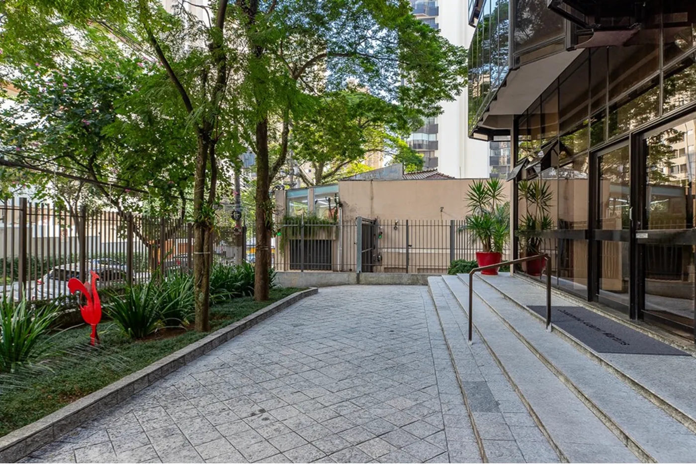 MM 49 Apto 601241044-38 - REMAX Ville Exclusividades