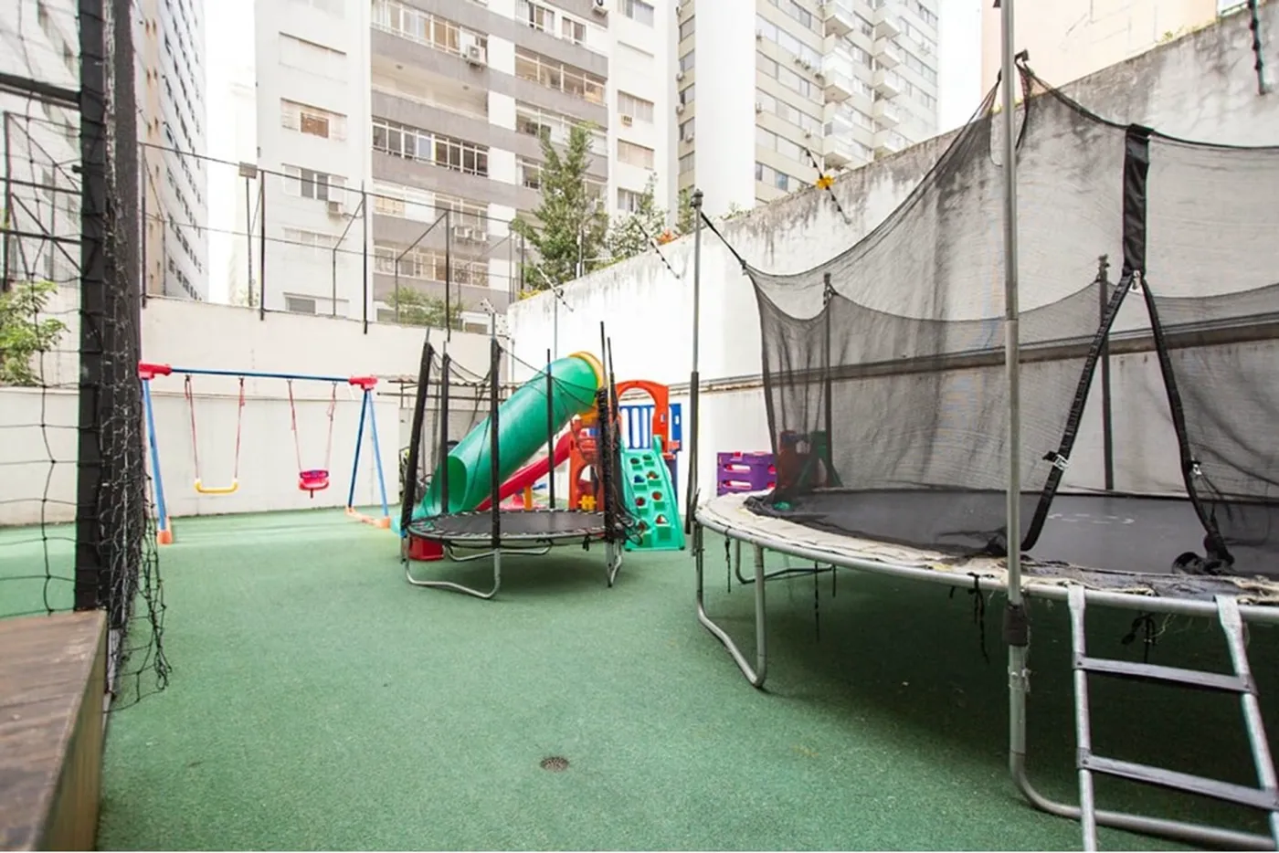 SCDBM 263 Apto 601081011-64 - REMAX Lepex Exclusividades
