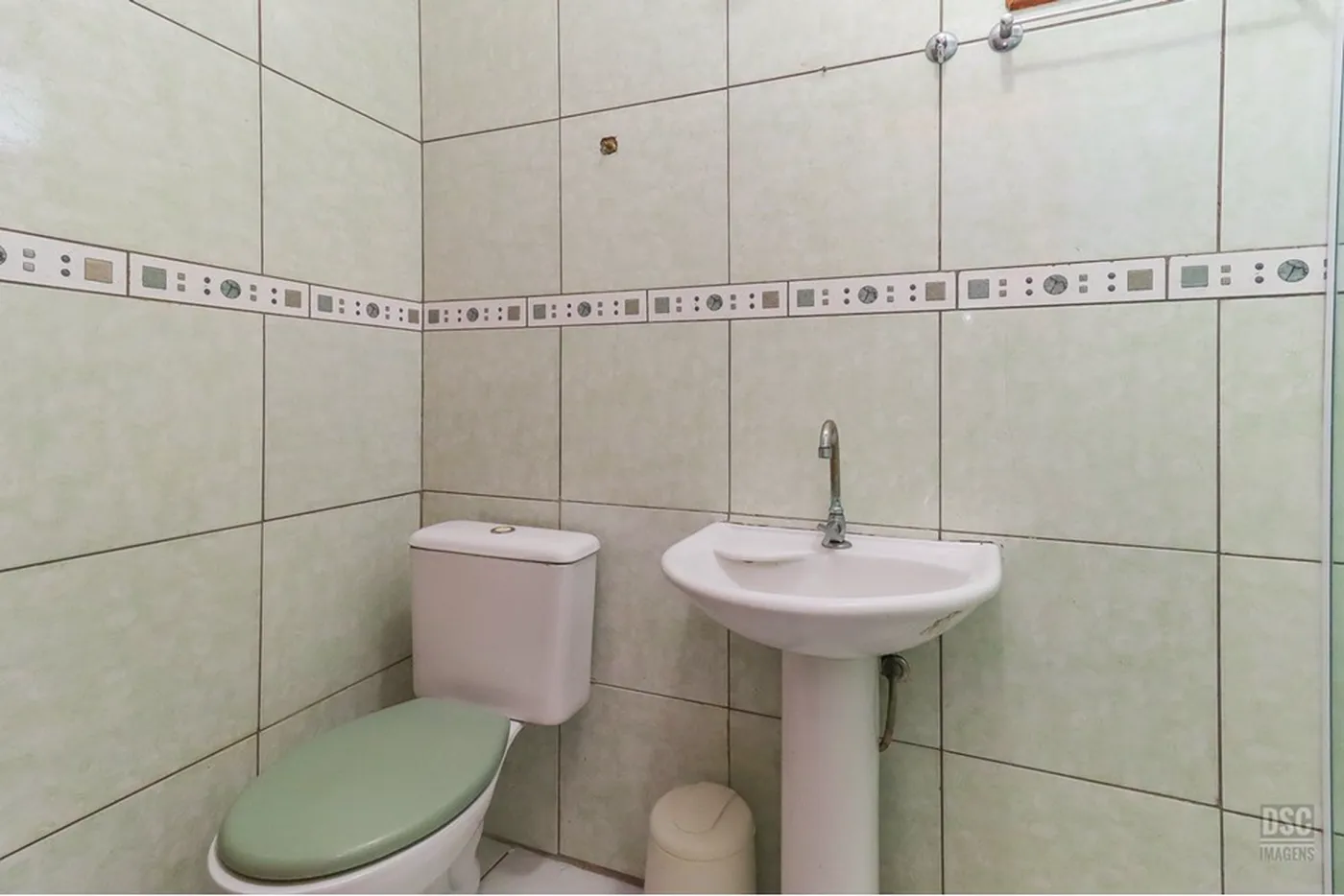 IDC 813 Casa 610191022-158 - REMAX Casa Sul Exclusividades