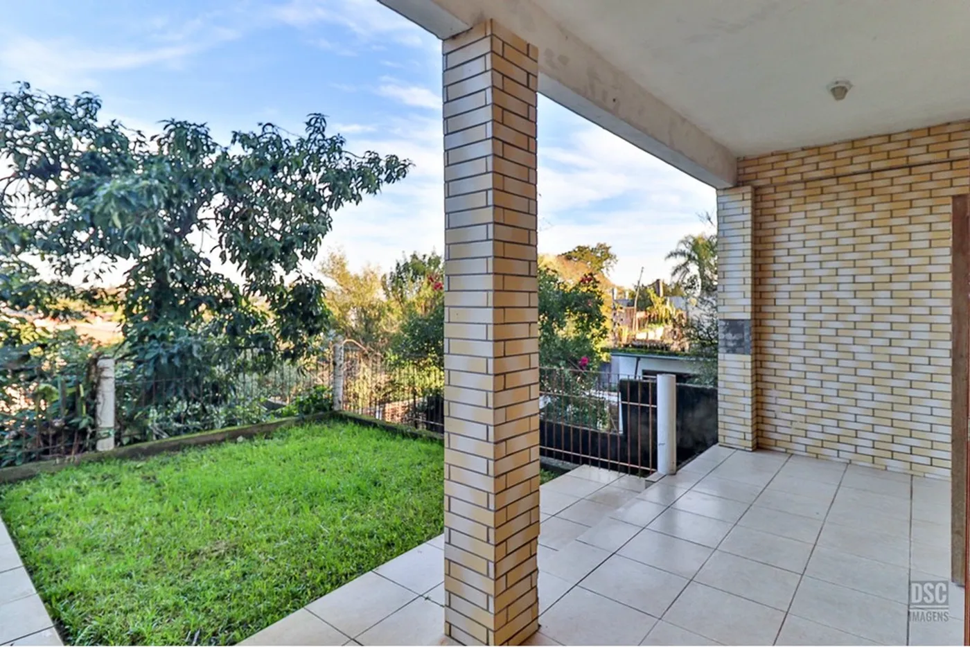 IDC 813 Casa 610191022-158 - REMAX Casa Sul Exclusividades
