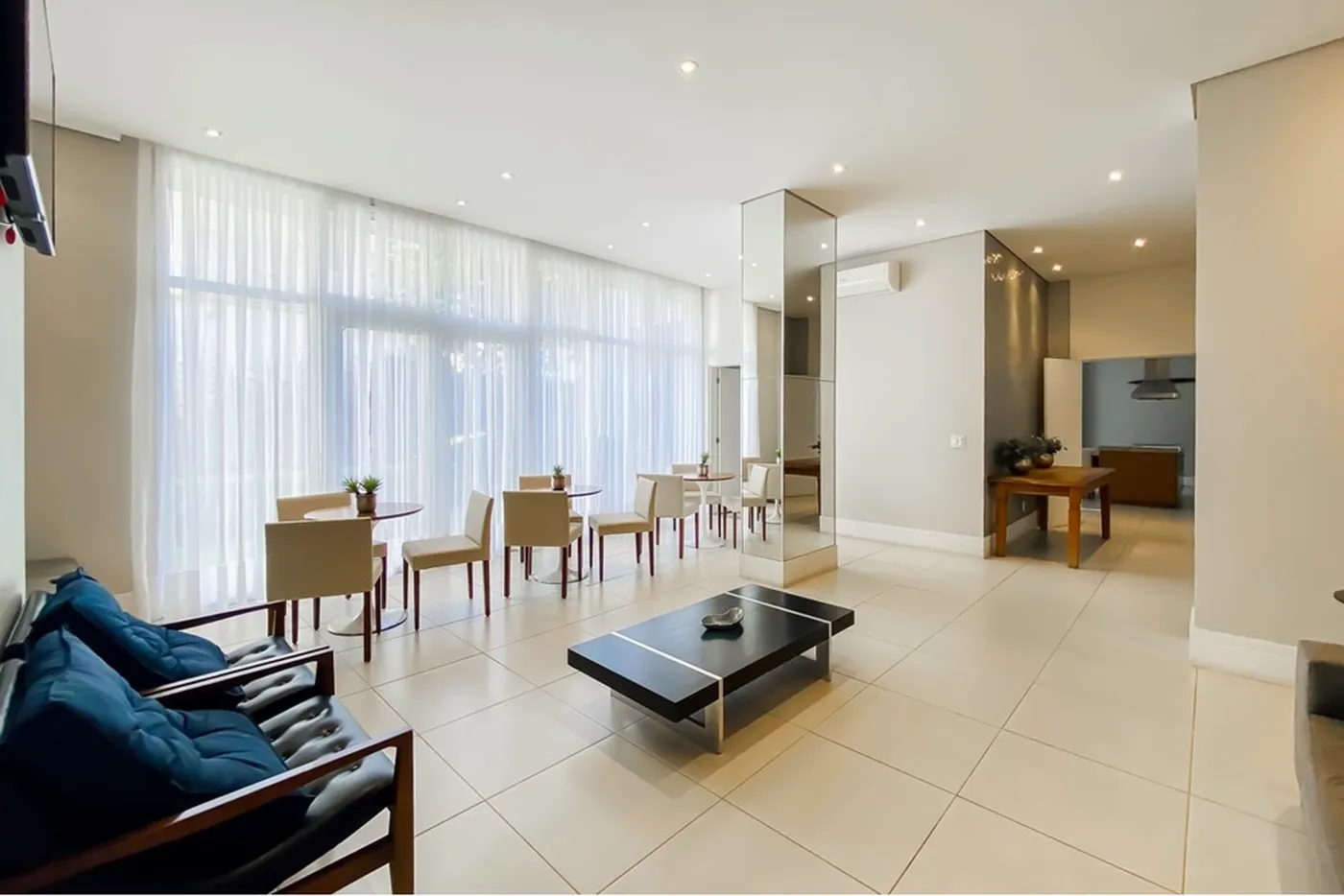 AHP 875 Apto 630331089-19 - REMAX Comunità Exclusividades