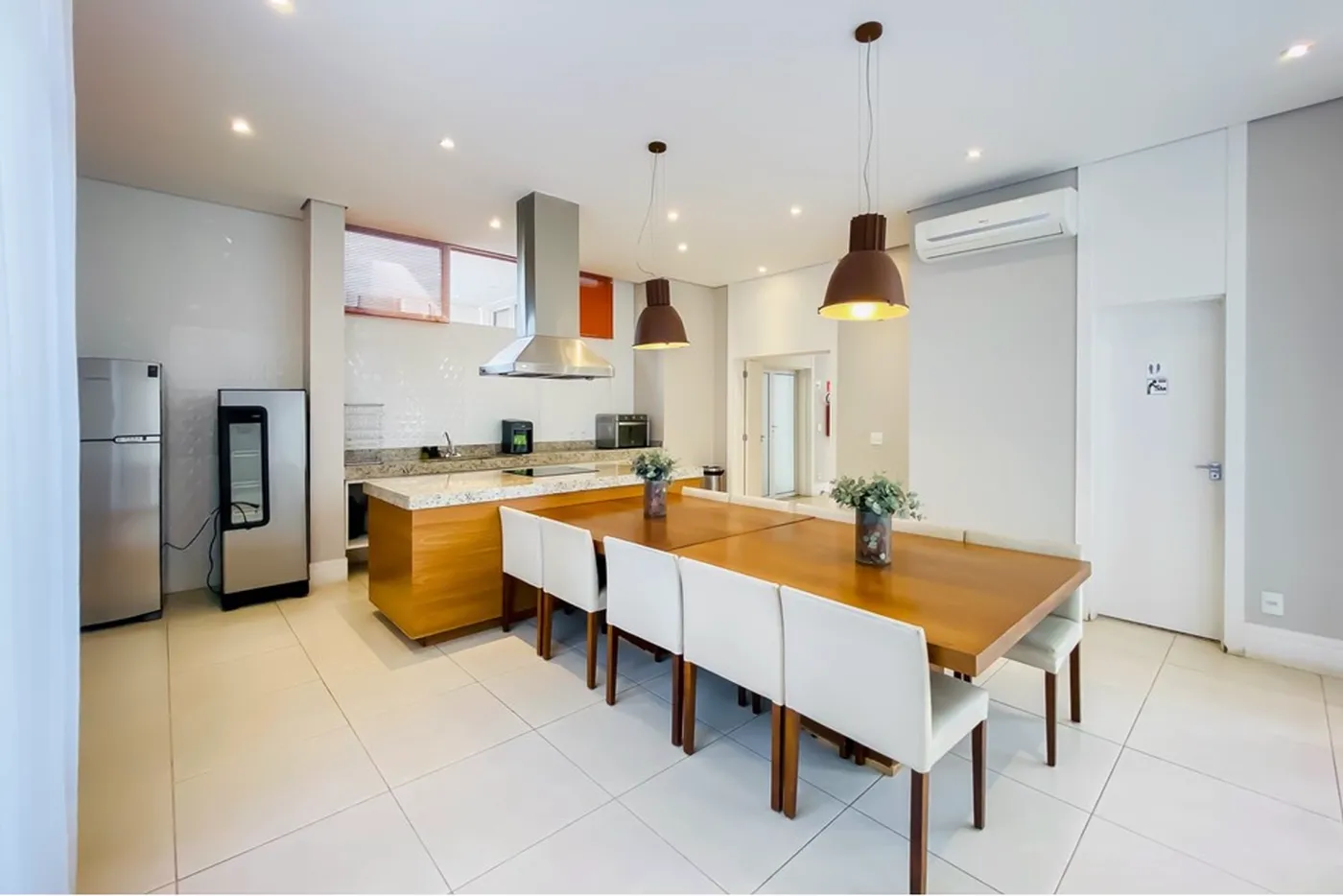 AHP 875 Apto 630331089-19 - REMAX Comunità Exclusividades