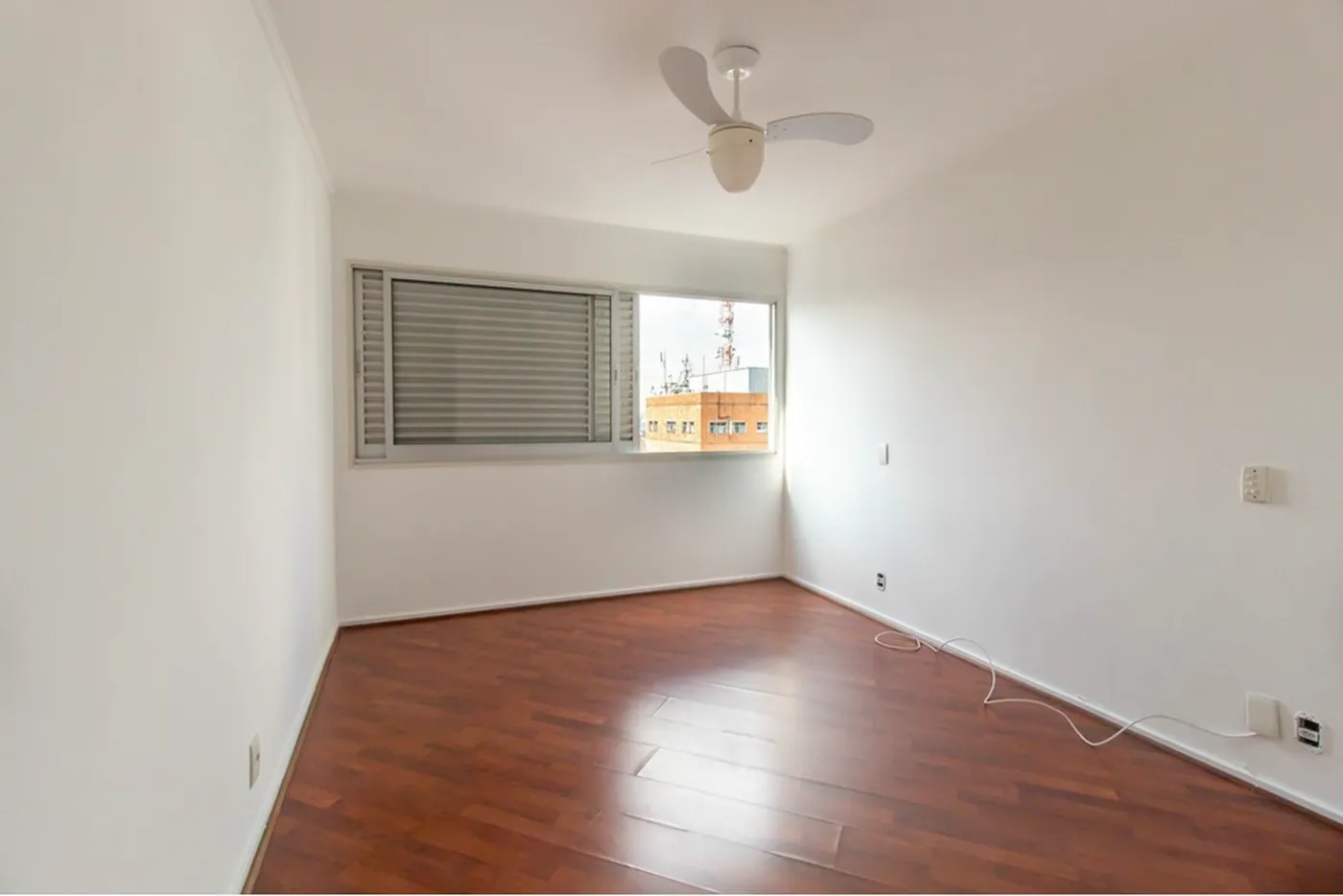 CBGE 195 Apto 601971018-1239 - REMAX Empire Exclusividades