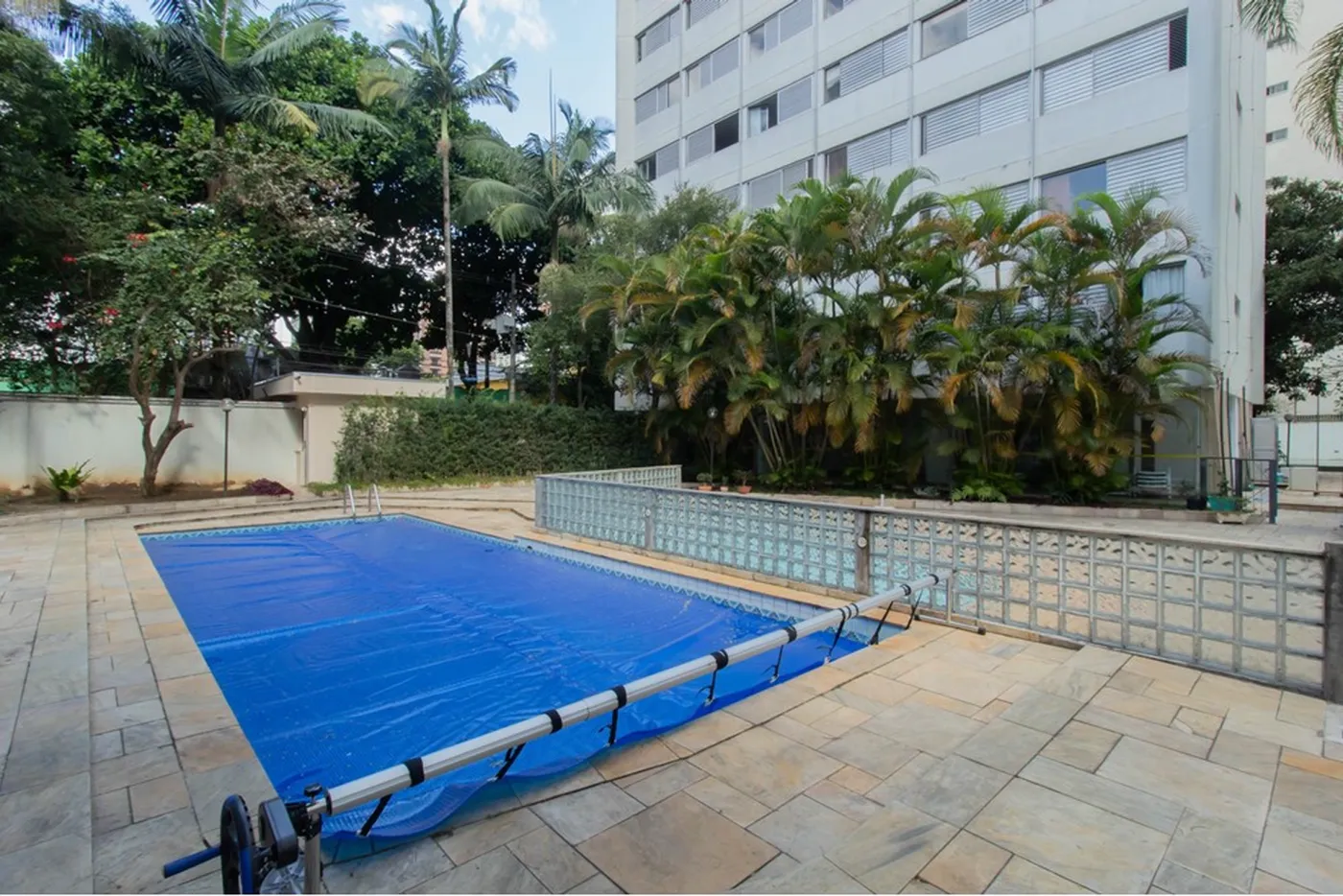 CBGE 195 Apto 601971018-1239 - REMAX Empire Exclusividades