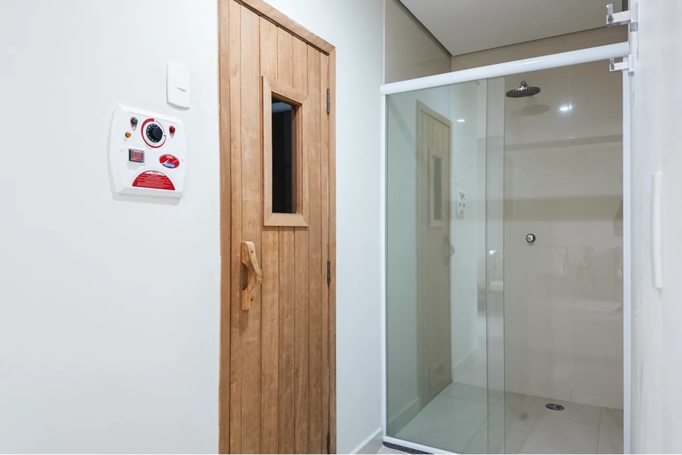CDC 6601 Apto 601971051-50 - REMAX Empire Exclusividades